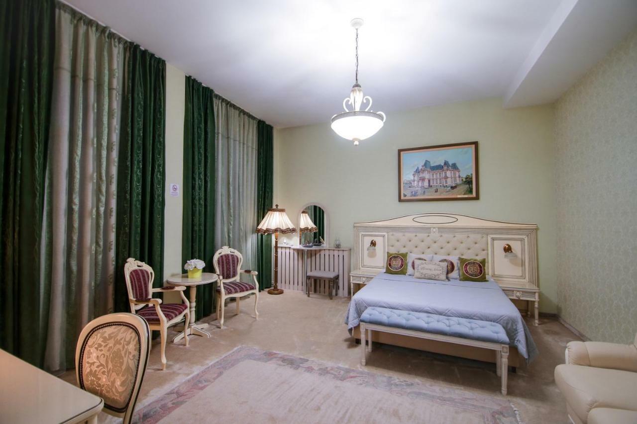 Hotel Royal Craiova Exterior photo