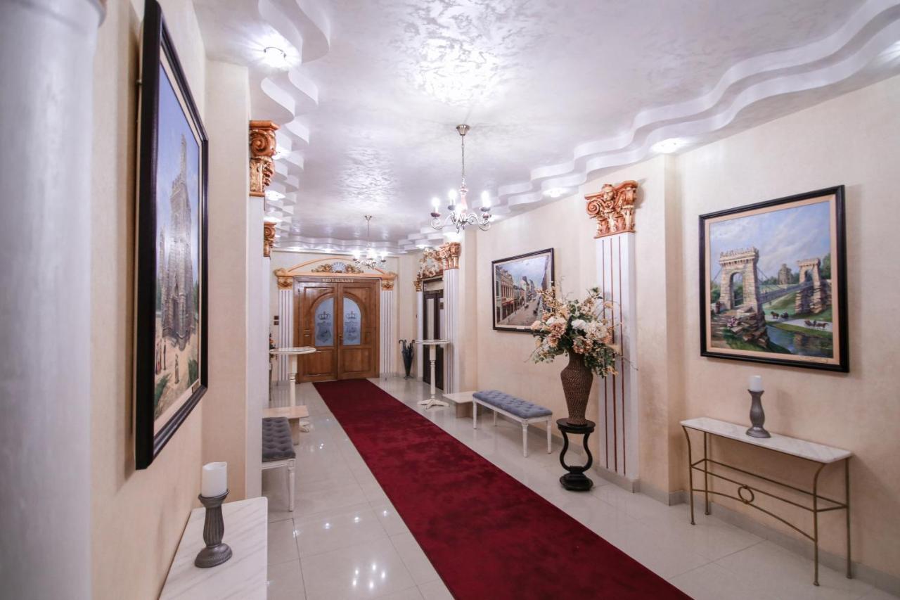 Hotel Royal Craiova Exterior photo